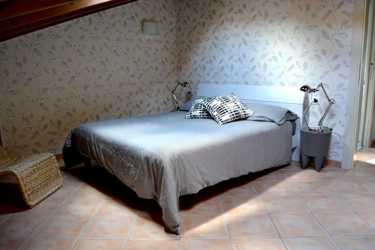 Appartamento Downtown In Parma Esterno foto